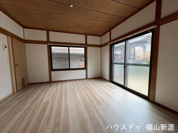 二面採光で陽当たり、風通しも良好です♪