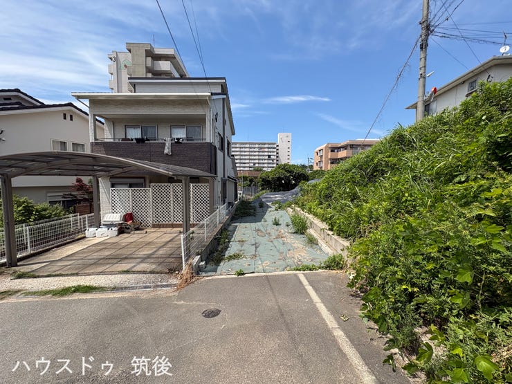 【外観】
【建築条件なし土地】お好きなハウスメーカーや工務店で建てられます。片江小学校まで徒歩約3分とお子様を育むのに適した安心の環境です。敷地約267平米(有効約182平米)。
