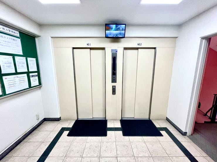 エレベーター2基設置で忙しい朝もスムーズです
