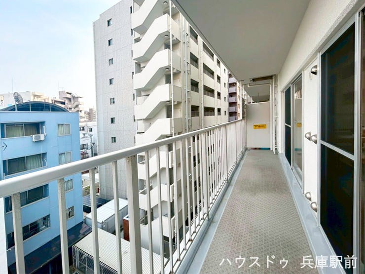 陽当りの良いバルコニー。