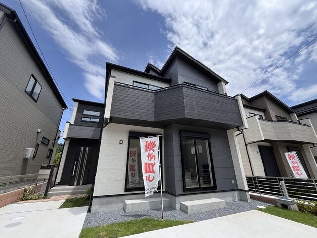 4LDKの間取り、駐車は2台可能です。