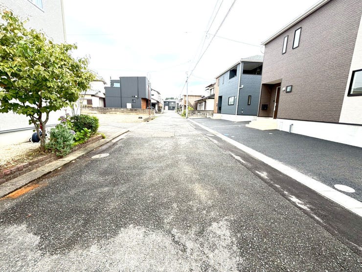 小倉南区上貫 新築戸建て♪オール電化♪コンビニまで徒歩約3分他商業施設多数で買物便利♪LDK15帖♪