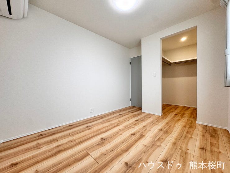 ■1階5.5帖洋室■心からリラックスできる静けさ、上質な眠りで、毎日をリセットします。明日への活力を養う空間です。