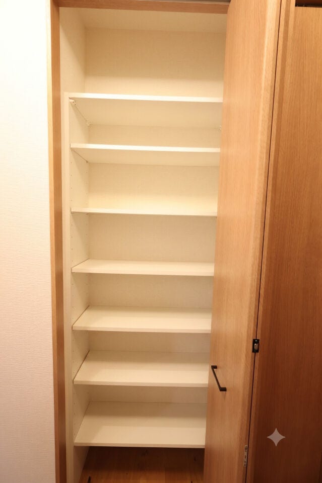 *キッチン横物入*
※家具削除加工を行っており、写真はイメージです※