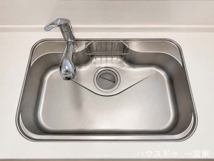 ≪シンク≫
※居住中につき室内を CG にて物消しをしたものです。
錆びにくくて耐久性や耐熱性に優れていてメンテナンスが楽なステンレスシンク。