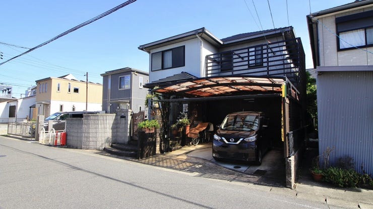トヨタホームの住宅です。
周辺施設も充実した立地にあります!