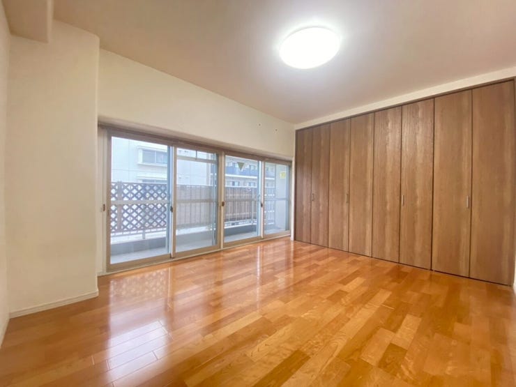 南向きのお部屋は陽当たりも良好◎