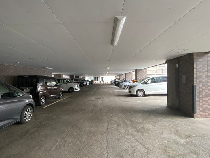 《駐車場》