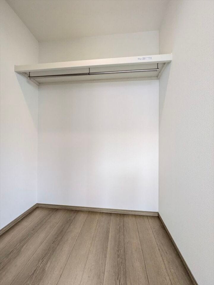 全居室収納あり!
荷物が多くても困りません。