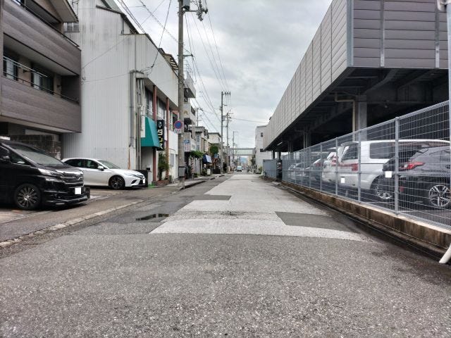 ★昭和小学校区★
南側道路 西から東方向