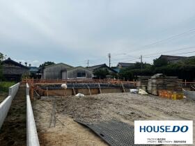 西尾市南中根町長仙