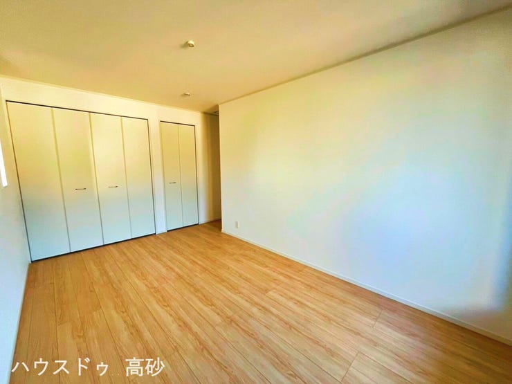 寝室にも書斎にも、暮らしに合わせて変わる洋室です(撮影日:2026.6.18)