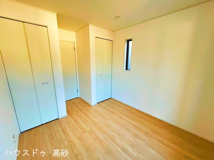 明るく使いやすい洋室で、お子さまの成長を見守れます(撮影日:2026.6.18)