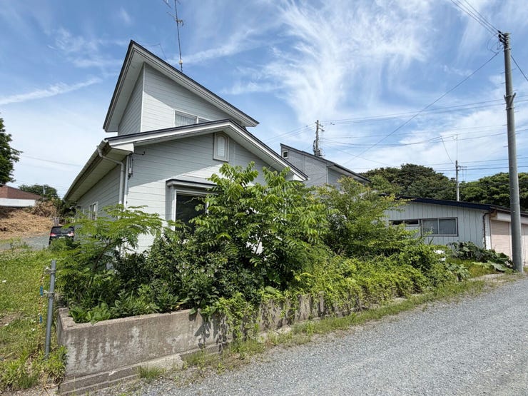 現地(2026年6月)撮影
◎建築条件無し◎
詳細は、ハウスドゥ 八戸下長までお気軽にお問い合わせくださいませ♪