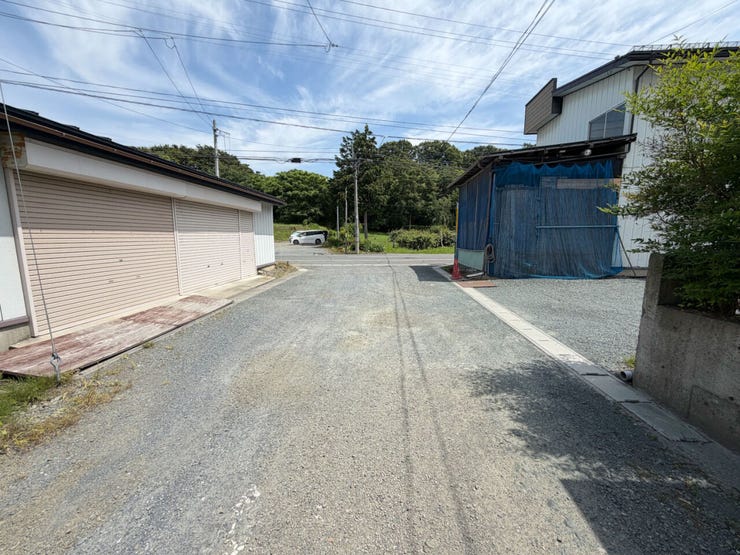 現地(2026年6月)撮影
◎建築条件無し◎
詳細は、ハウスドゥ 八戸下長までお気軽にお問い合わせくださいませ♪