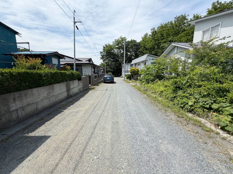 現地(2026年6月)撮影
◎建築条件無し◎
詳細は、ハウスドゥ 八戸下長までお気軽にお問い合わせくださいませ♪