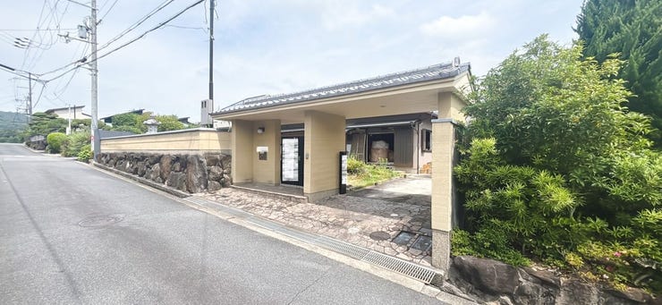 静かな住宅地でのんびりと生活できます◎(現況は上物ありますが更地での引き渡しとなります)