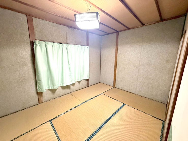 小倉南区湯川 中古戸建て♪JR安部山公園まで徒歩約9分で駅チカ♪コンビニまで徒歩約5分で買物便利♪