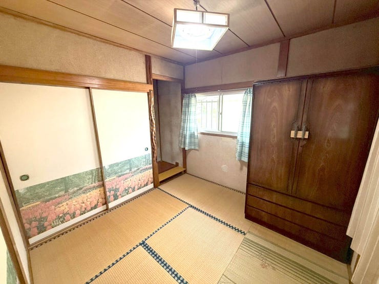 小倉南区湯川 中古戸建て♪JR安部山公園まで徒歩約9分で駅チカ♪コンビニまで徒歩約5分で買物便利♪