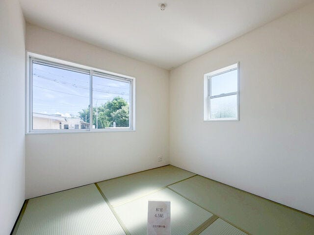 ■4.5畳の和室
暮らしに和の趣をもたらす畳の部屋