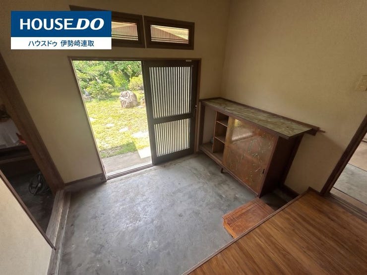 令和8年6月現地撮影
※画像はプライバシー保護のため売主様の荷物を加工で消してあります。