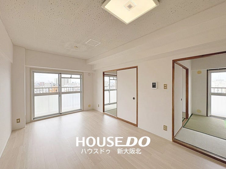 ■8階・角部屋なので日当たり・風通し良好♪
■リビングから遠くの景色を眺めることができます!
