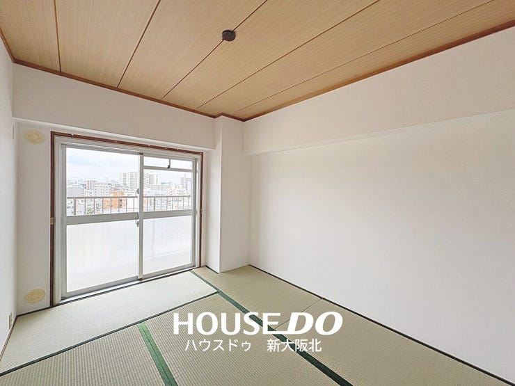■和室をうまく使えば、洋室とはまた違うくつろぎ方を演出できます!
■畳はお部屋の湿度を調節する効果があるので、夏は涼しく、冬は暖かく過ごすことができますよ!