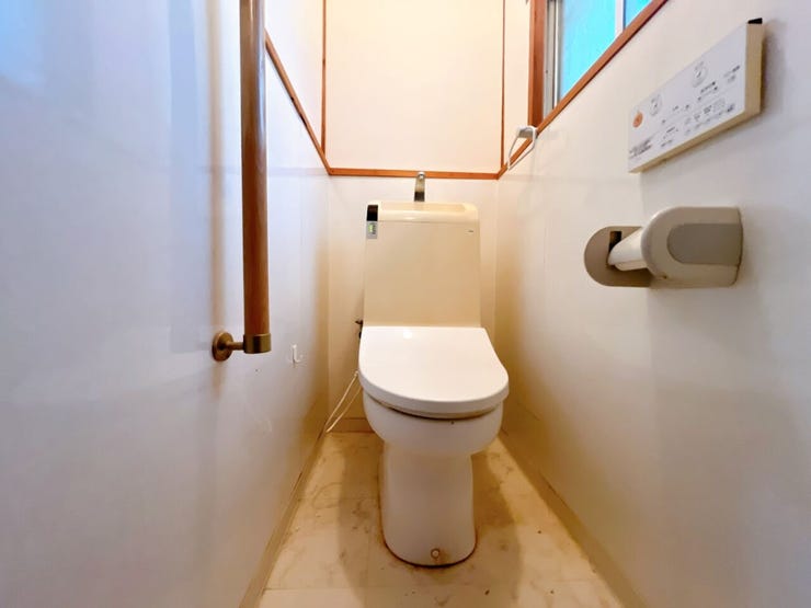 ウォシュレット付きトイレです。
