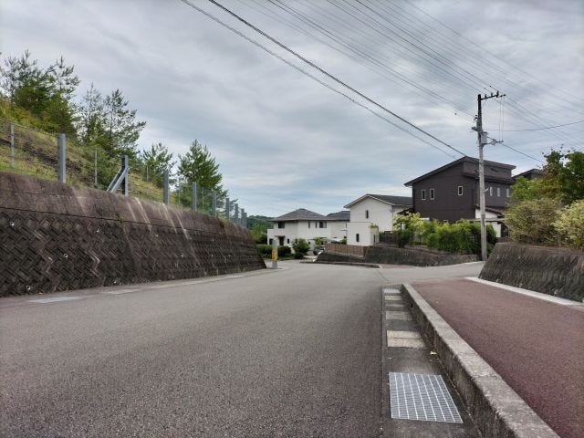 ★横内小学校区★
東側道路 北から南方向
