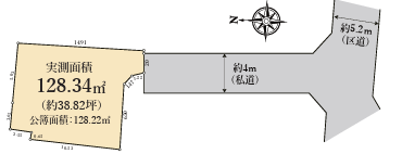 前面道路とのゆとりある配置で開放感を確保。
