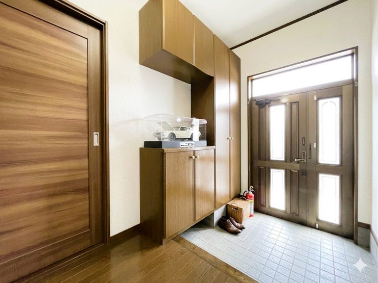 ※居住中の為、一部荷物など消しております。