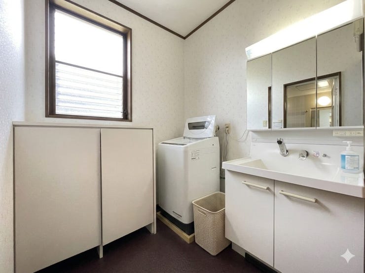 ※居住中の為、一部荷物など消しております。