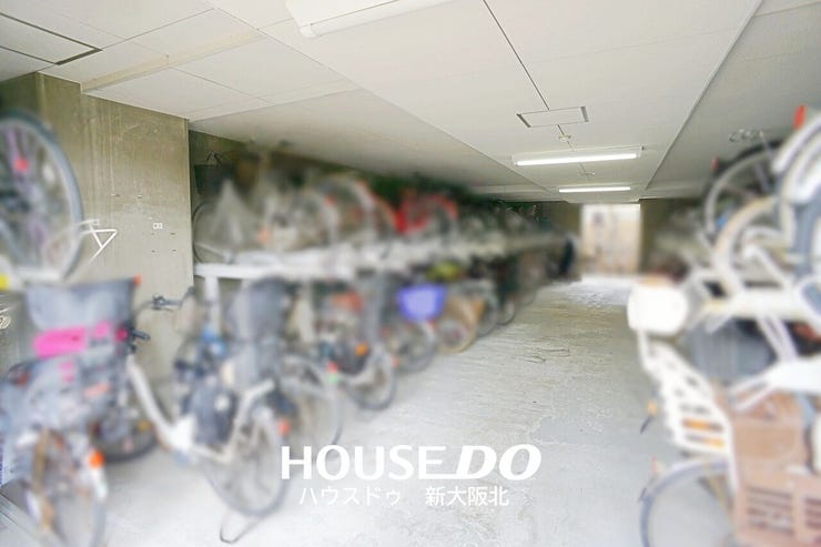 ■屋根付き駐輪場!雨が降っても大事な自転車が傷みにくいですね