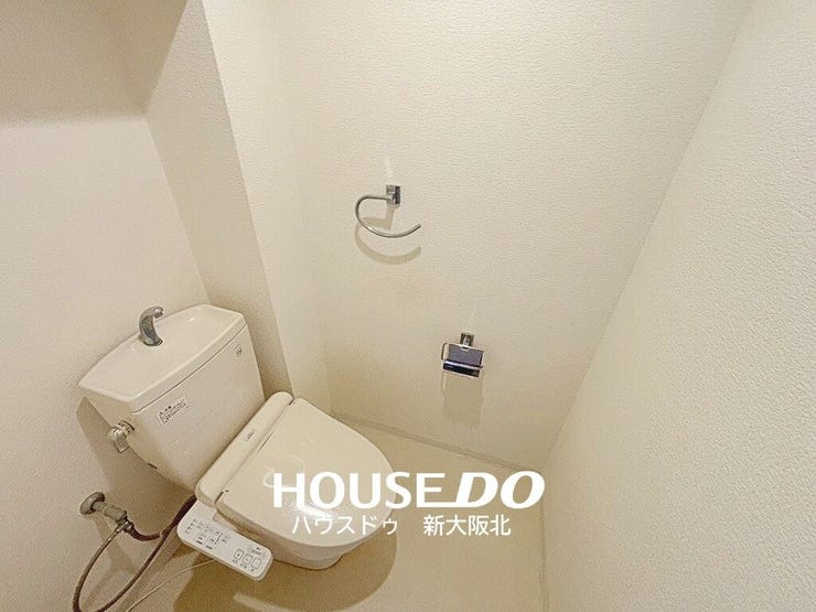 ■嬉しいウォシュレット機能付きトイレ!
■トイレットペーパー使う量が減らせるので、節約になるとともにデリケートなお肌にも優しい機能です!