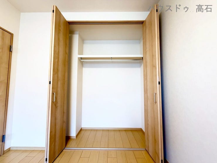 洋室6.6畳収納