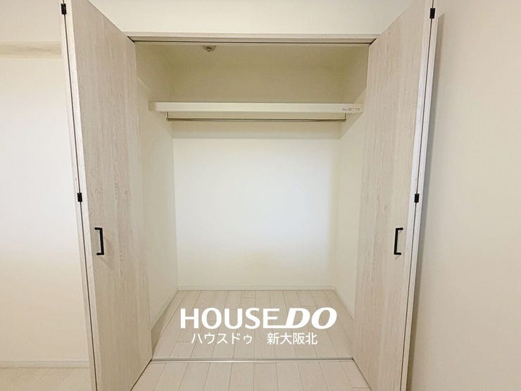 ■全居室収納付き!
■お部屋がスッキリ片付くだけでなく、新しく収納棚を買い足す必要がないので、初期費用が抑えられそうですね!