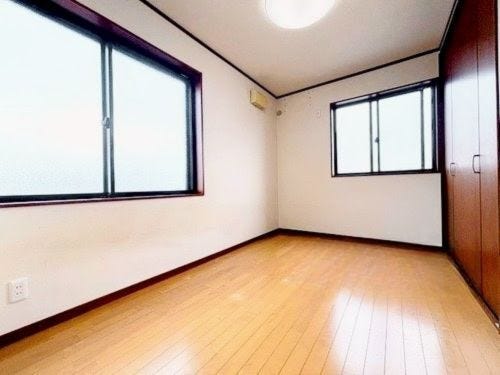 各居室にしっかりとしたクローゼット(収納)を完備した、独立性の高いプライベート空間。