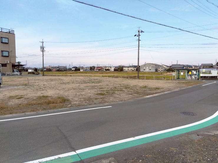 市江小学校まで徒歩約7分!