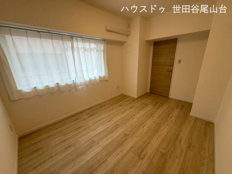 収納力が魅力の洋室。主寝室やお子様部屋としても使いやすい空間です。