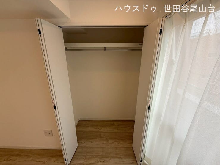 使い勝手の良い広さを確保した洋室。ライフスタイルに合わせて活用可能です。
