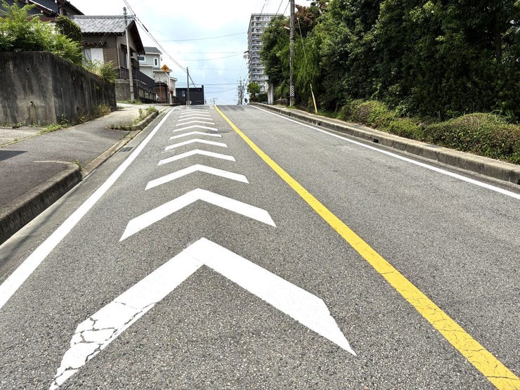 前面道路!ウィングタウンまで徒歩圏内のエリアになります