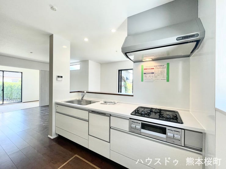 ■家族の「美味しい」が集まる舞台■高い機能性と美しいデザインを両立。料理する人も、待つ人も、笑顔になれる場所です。