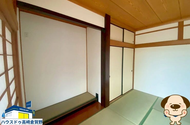 床の間には季節のお花や掛け軸を飾り、和の風情を楽しめそうです。