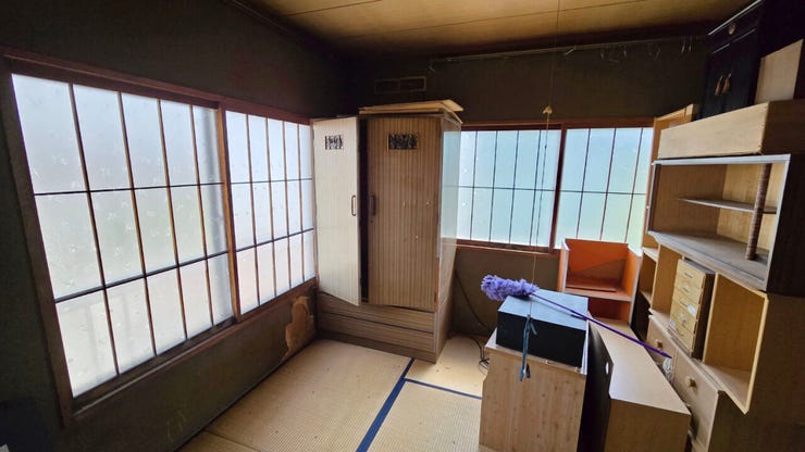 【二階南東側和室】各居室は十分な広さがあり、ご家族それぞれのプライベートスペースもゆとりをもってお使いいただけます。
