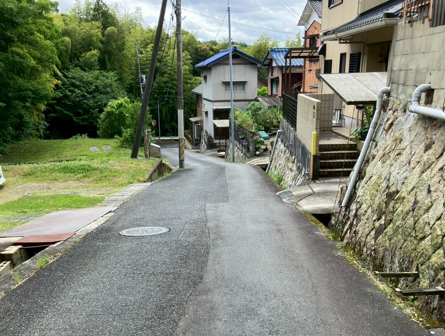 騒々しい喧騒から離れて、ゆったりとした時間を過ごせる立地です!