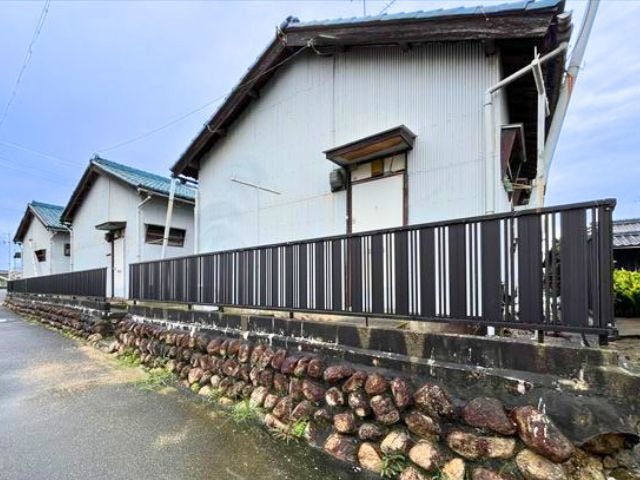最寄り駅まで徒歩約2分♪二世帯のご家族にもおススメですよ
(2026年6月28日 北東側より撮影)