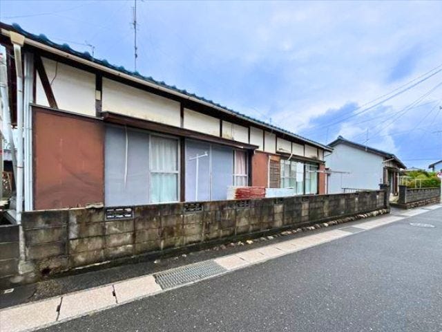 初期費用が抑えられる更地渡しです
(2026年6月28日 南西側より撮影)