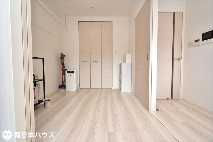 上之園町 ファーネスト上之園レジデンス 【洋室】リビングに面した4帖の洋室です！