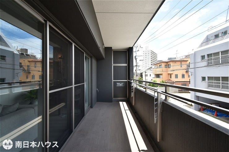 上之園町 ファーネスト上之園レジデンス 【バルコニー】東南向きのバルコニーです！物干し金具や外水栓を備えています♪