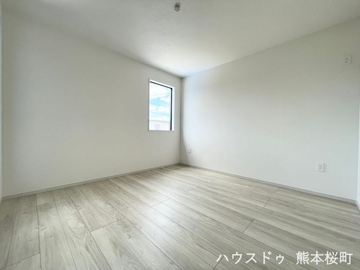 ■2階8.4帖洋室■心からリラックスできる静けさ、上質な眠りで、毎日をリセットします。明日への活力を養う空間です。